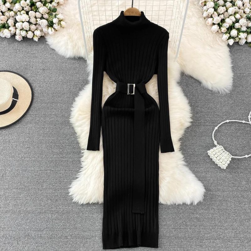 Aizel Kleid mit Gürtel